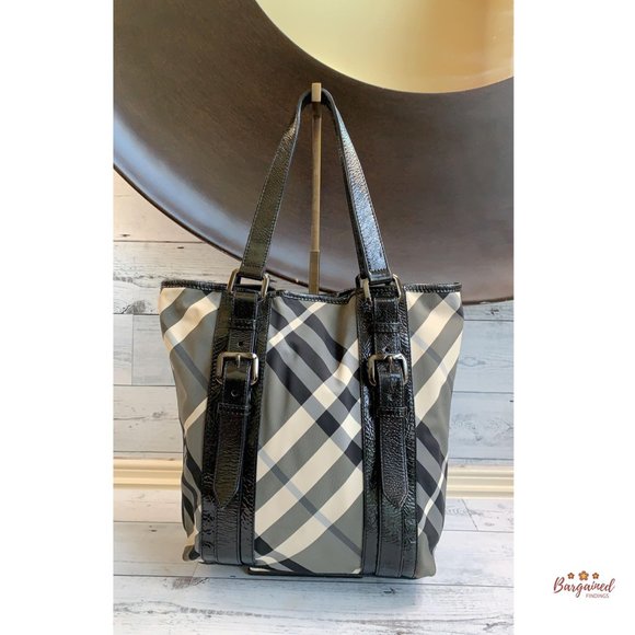 🛑SOLD🛑Authentic Burberry Black Beat Victoria - Picture 3 of 12